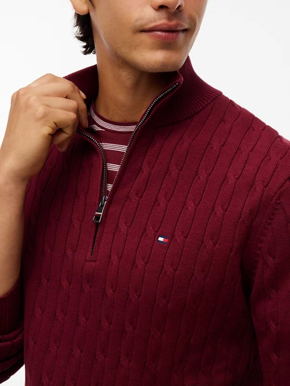 Tommy Hilfiger Men's Long-Sleeve Cable Knit Quarter-Zip Sweater Size L Burgundy